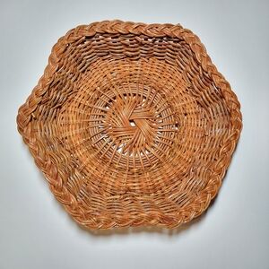 Vintage 1986 Decra  Stone, Wicker, Hexagon-Shaped, Shallow Basket